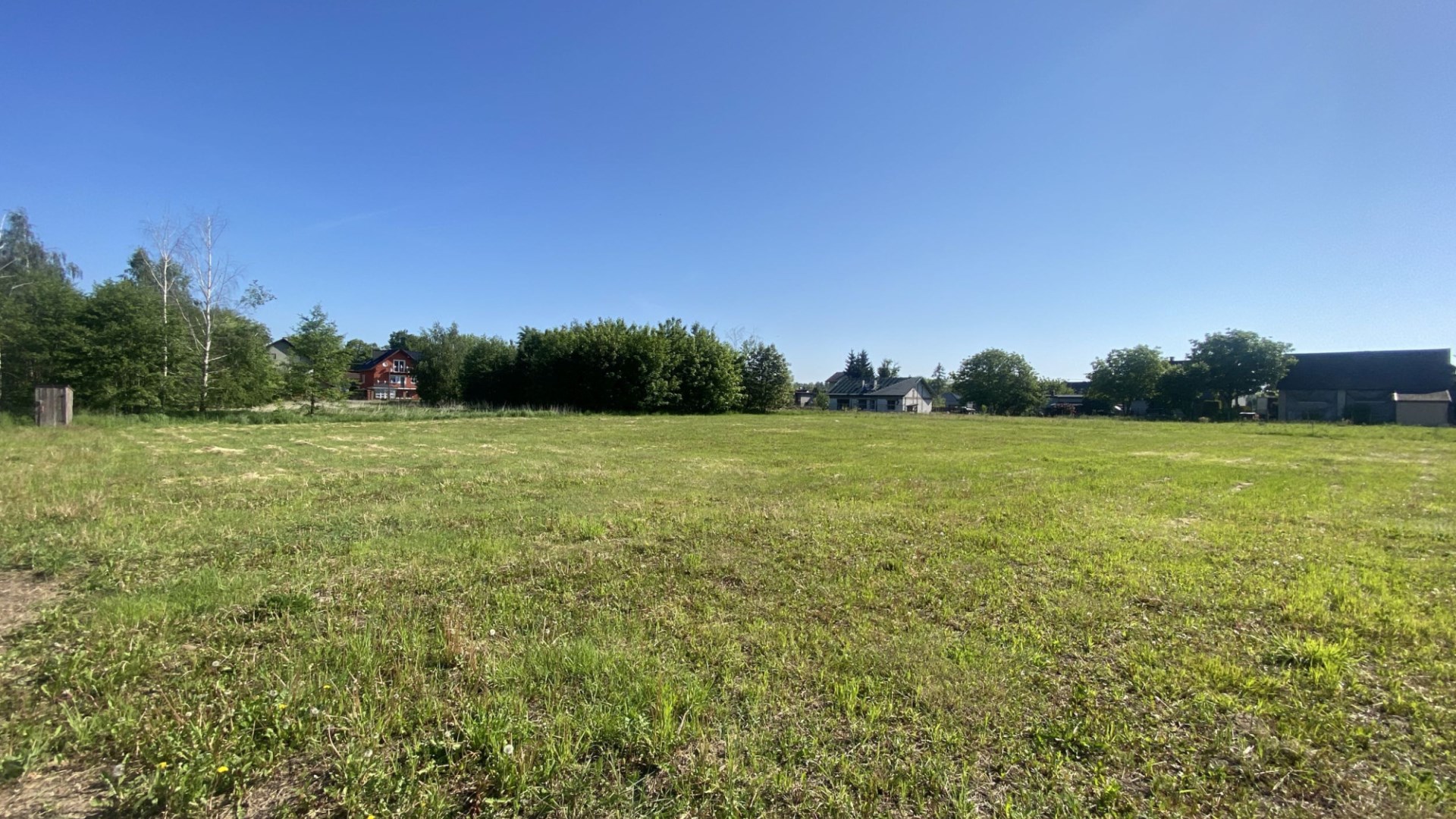 Działka na sprzedaż