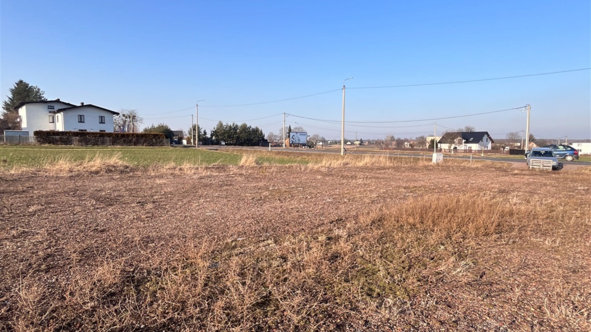 Działka na sprzedaż