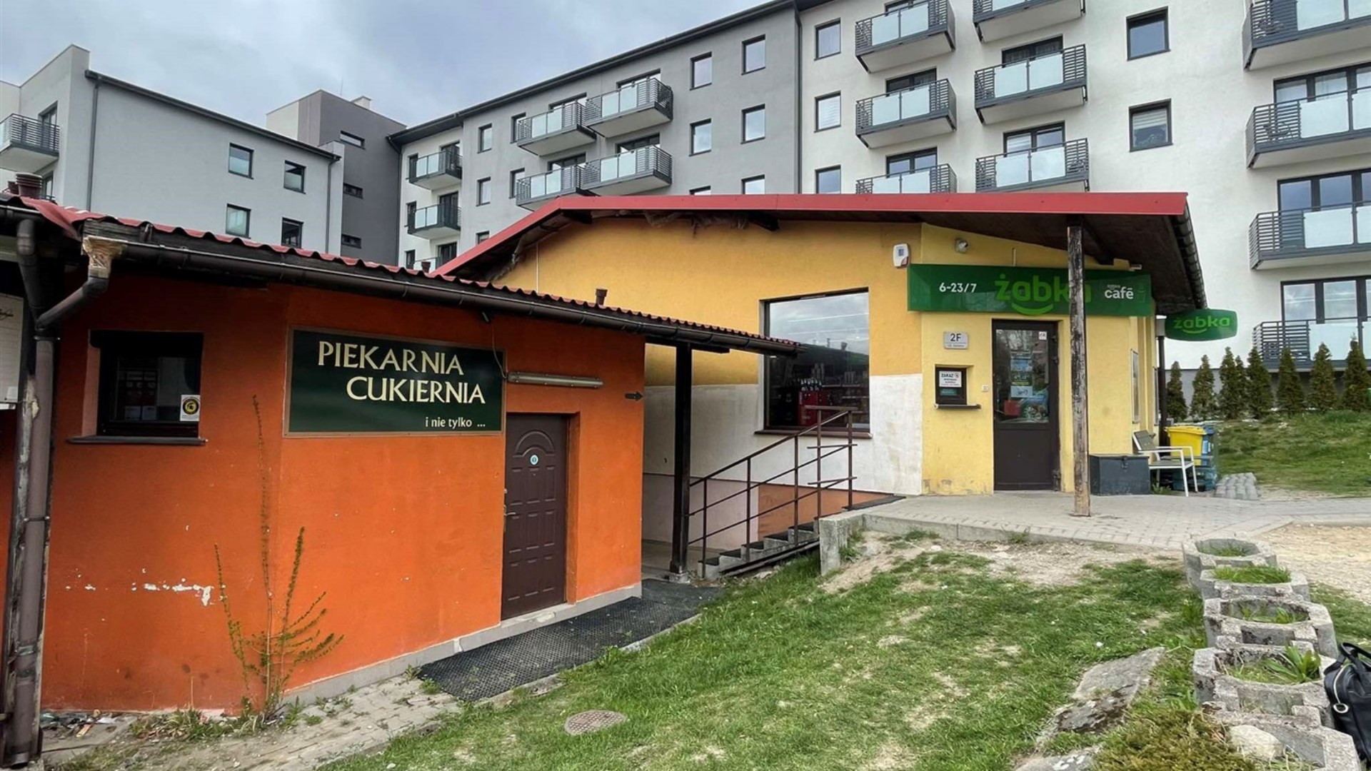Lokal na sprzedaż