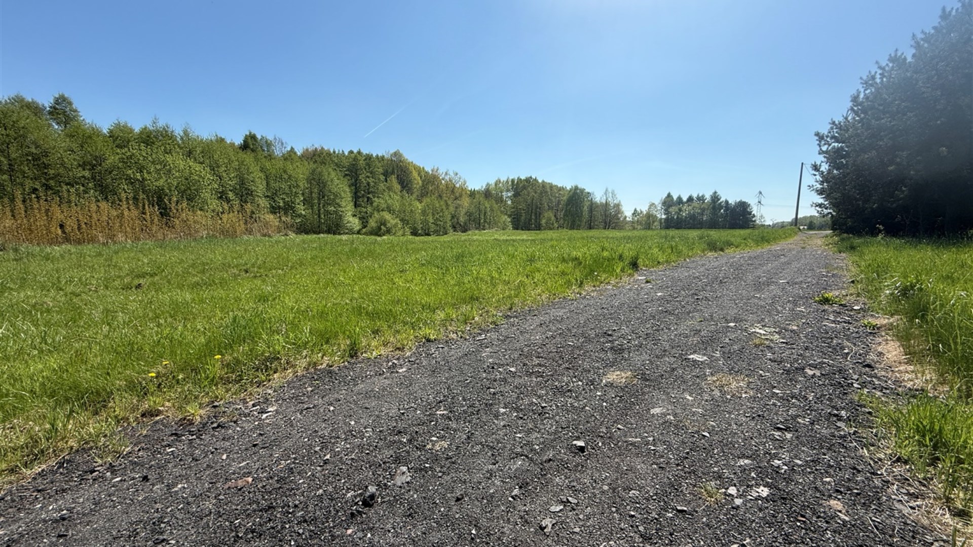 Działka na sprzedaż