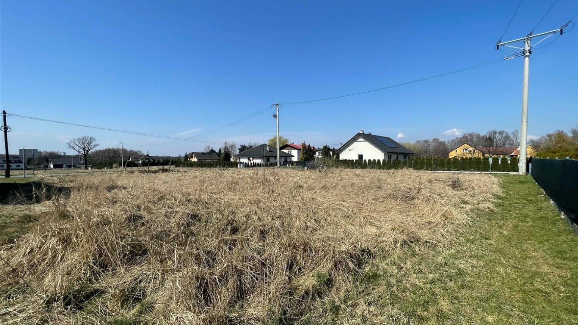 Działka na sprzedaż